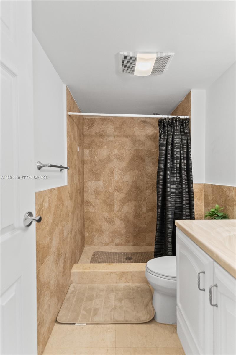 ARLEN HOUSE EAST CONDO - Residential