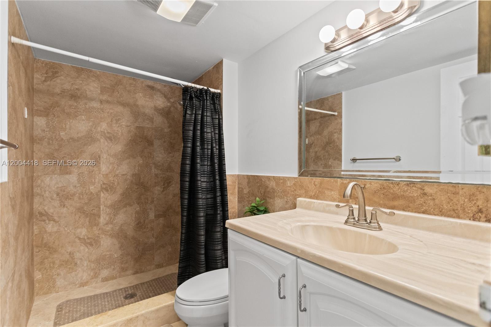 ARLEN HOUSE EAST CONDO - Residential