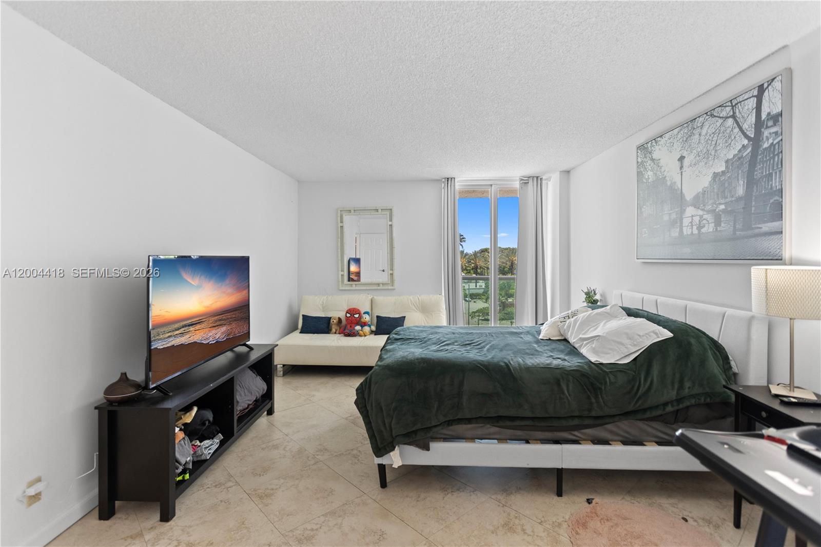 ARLEN HOUSE EAST CONDO - Residential