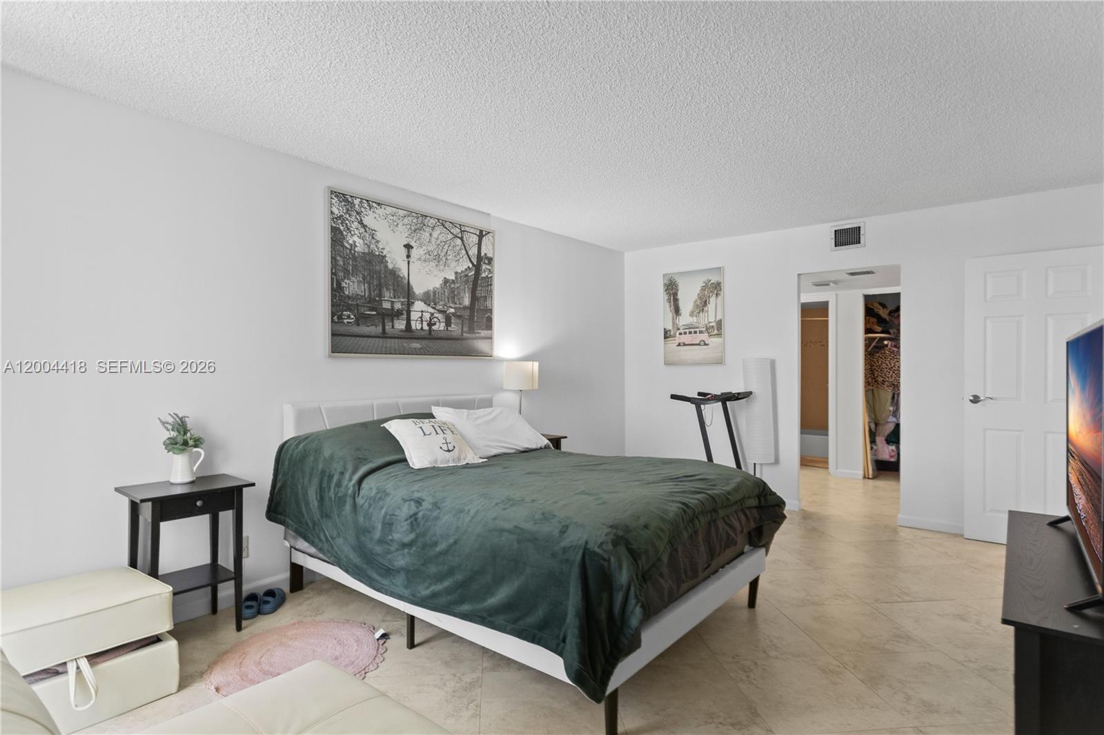 ARLEN HOUSE EAST CONDO - Residential