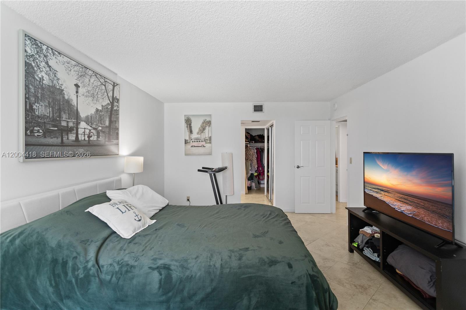 ARLEN HOUSE EAST CONDO - Residential