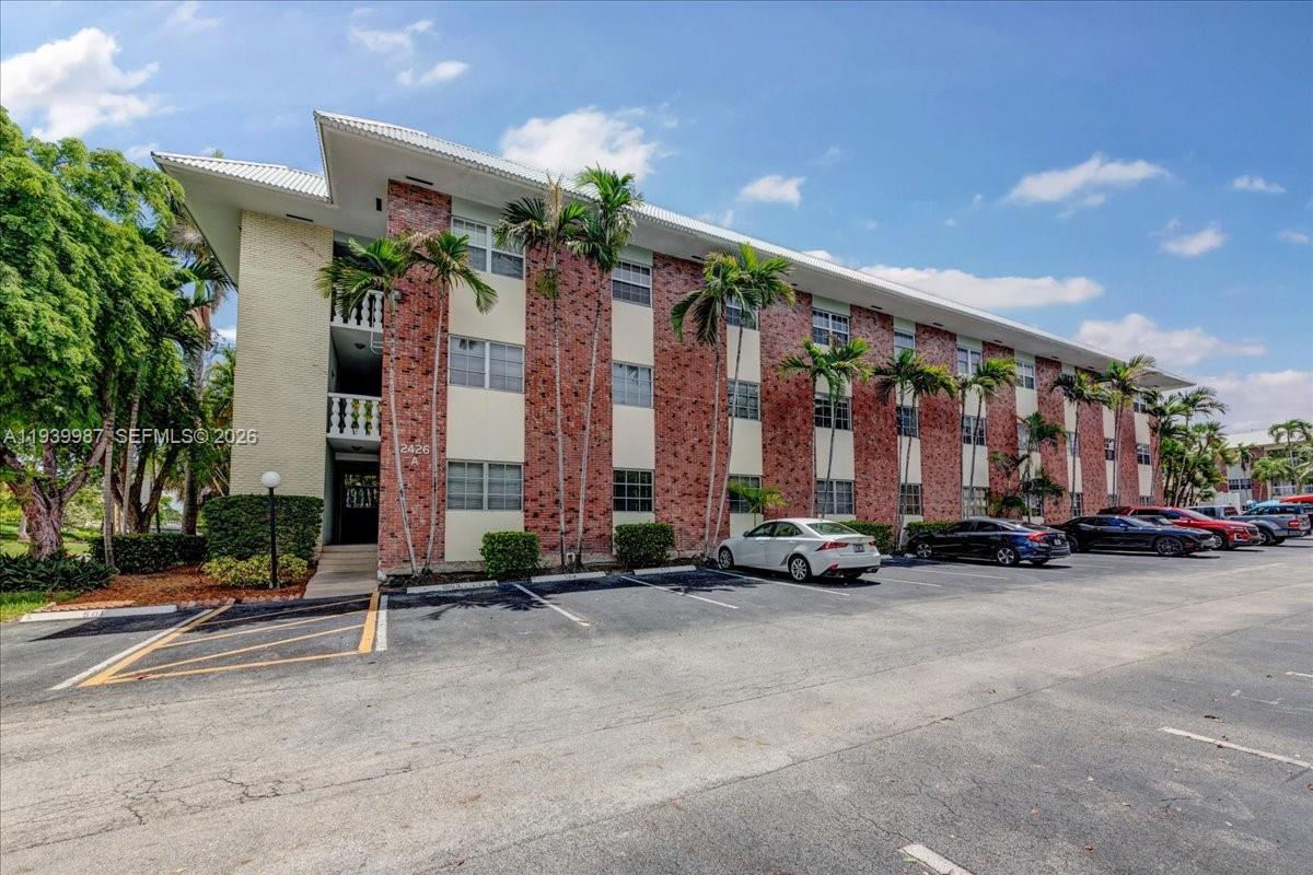 VILLAGE AT HARBOR BEACH CO - Residential Lease