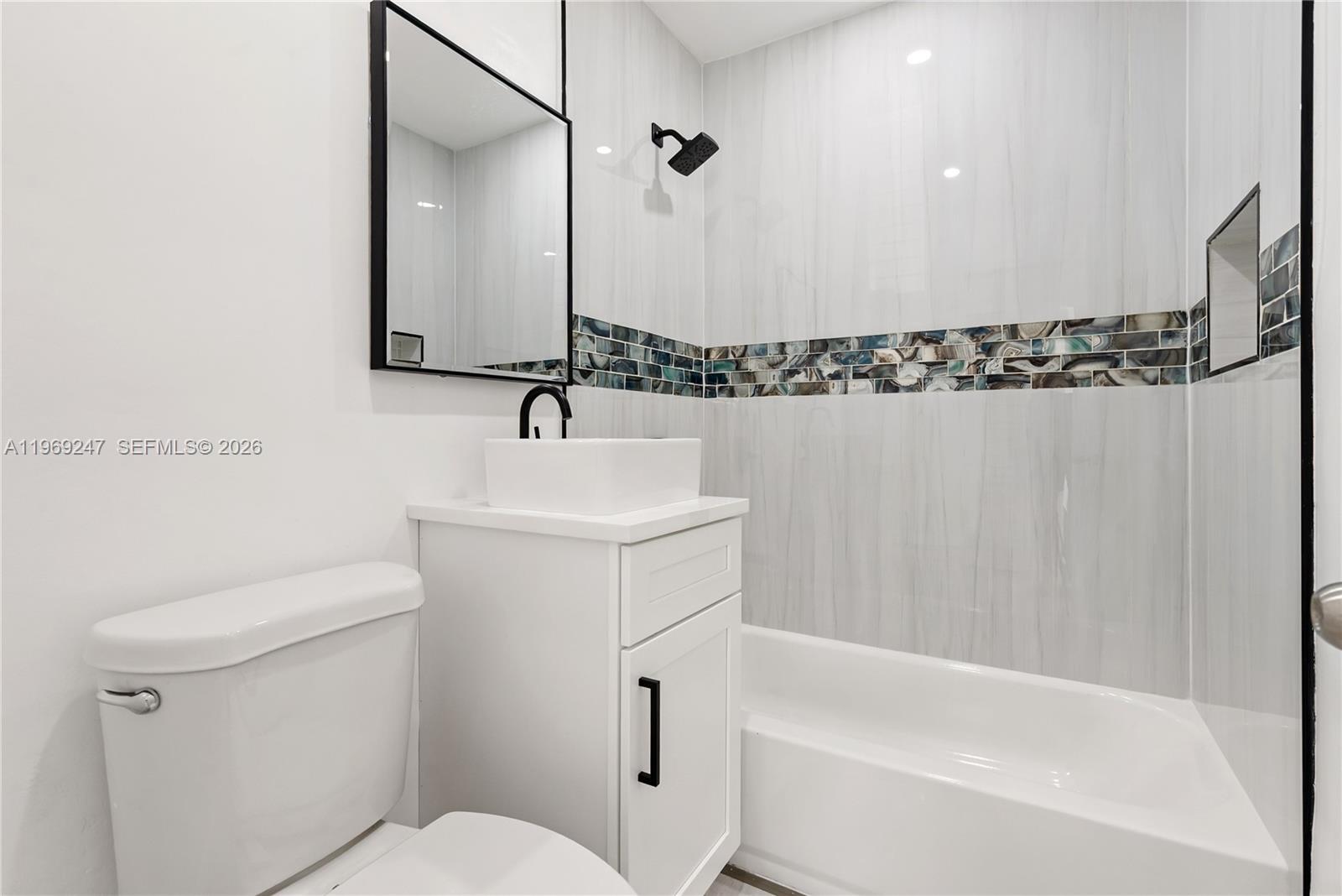 BROWARDALE 2ND ADD AMEN P - Residential