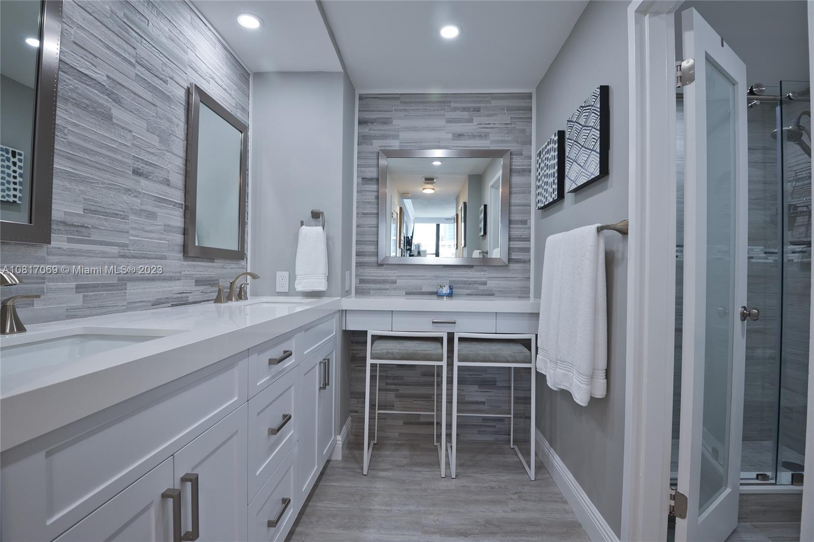 ALEXANDER TOWERS CONDO - Residential Lease