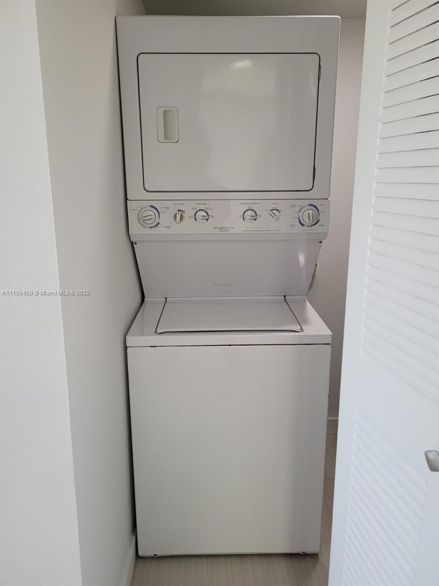 TARA GARDENS 1 CONDO - Residential Lease