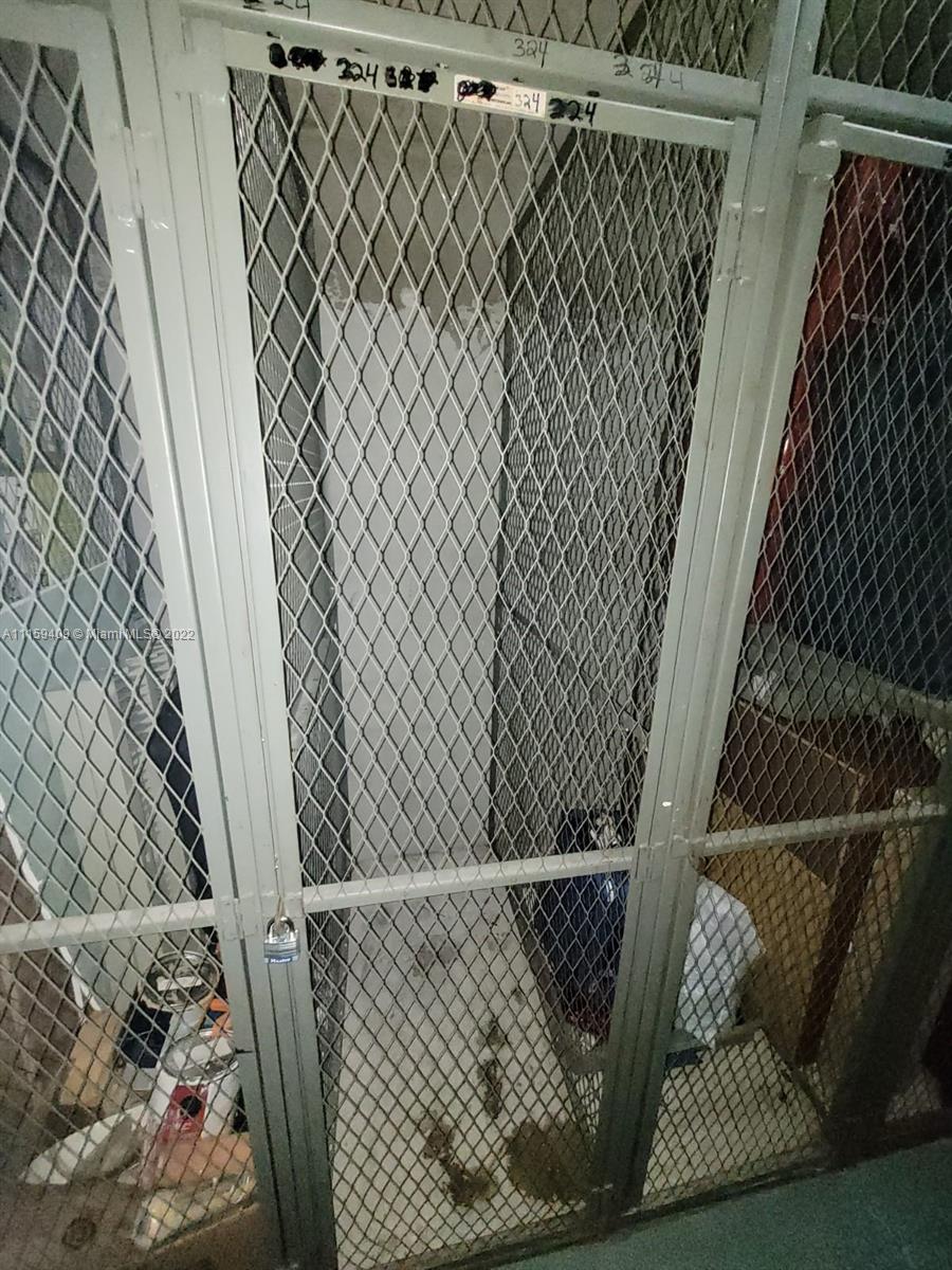 TARA GARDENS 1 CONDO - Residential Lease