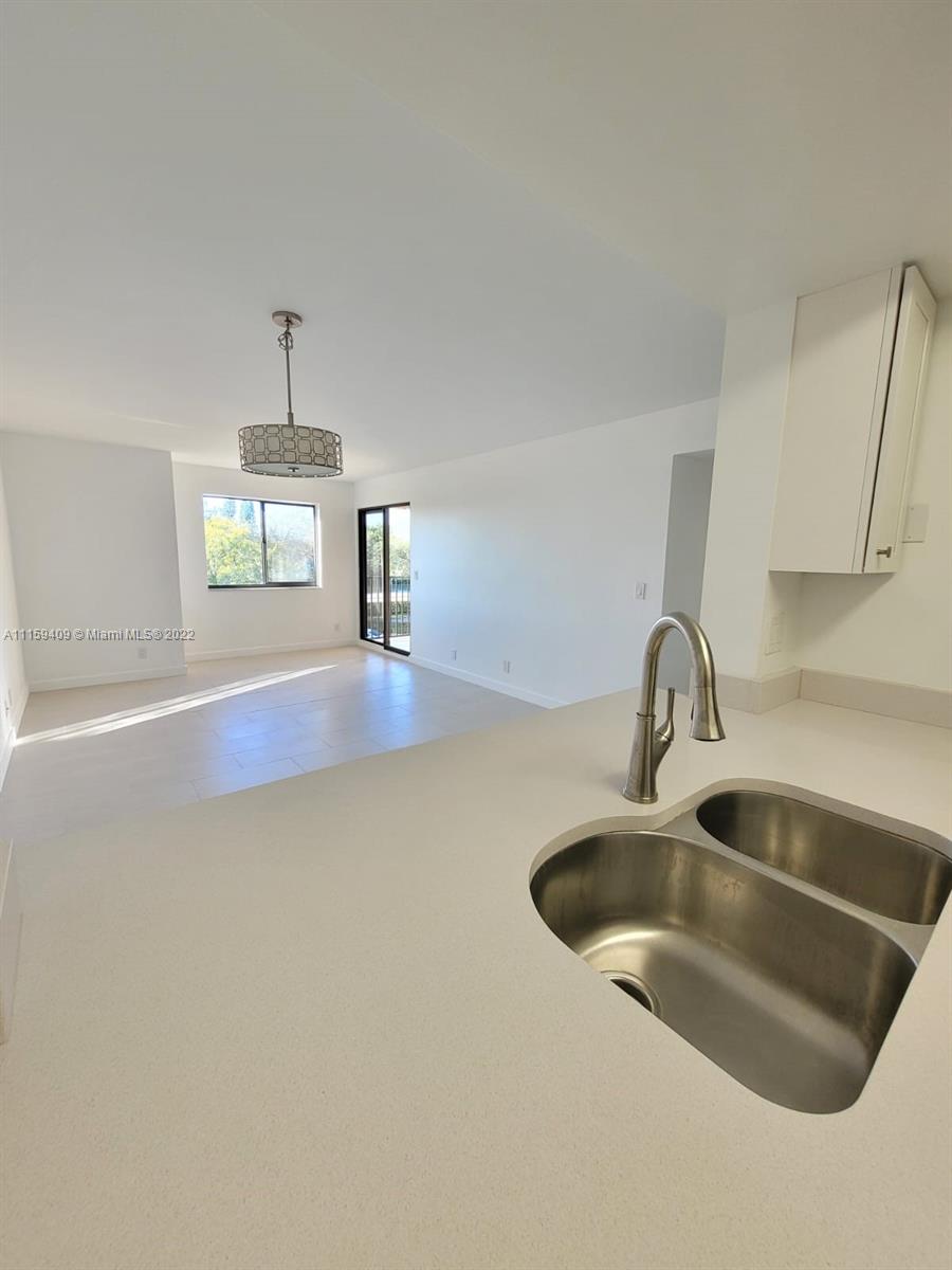 TARA GARDENS 1 CONDO - Residential Lease