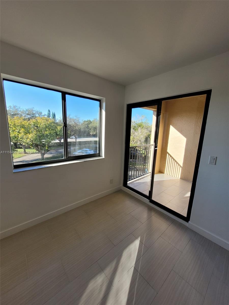 TARA GARDENS 1 CONDO - Residential Lease