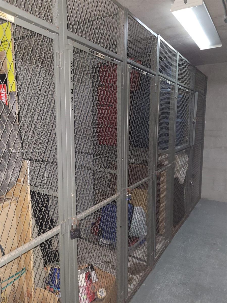 TARA GARDENS 1 CONDO - Residential Lease