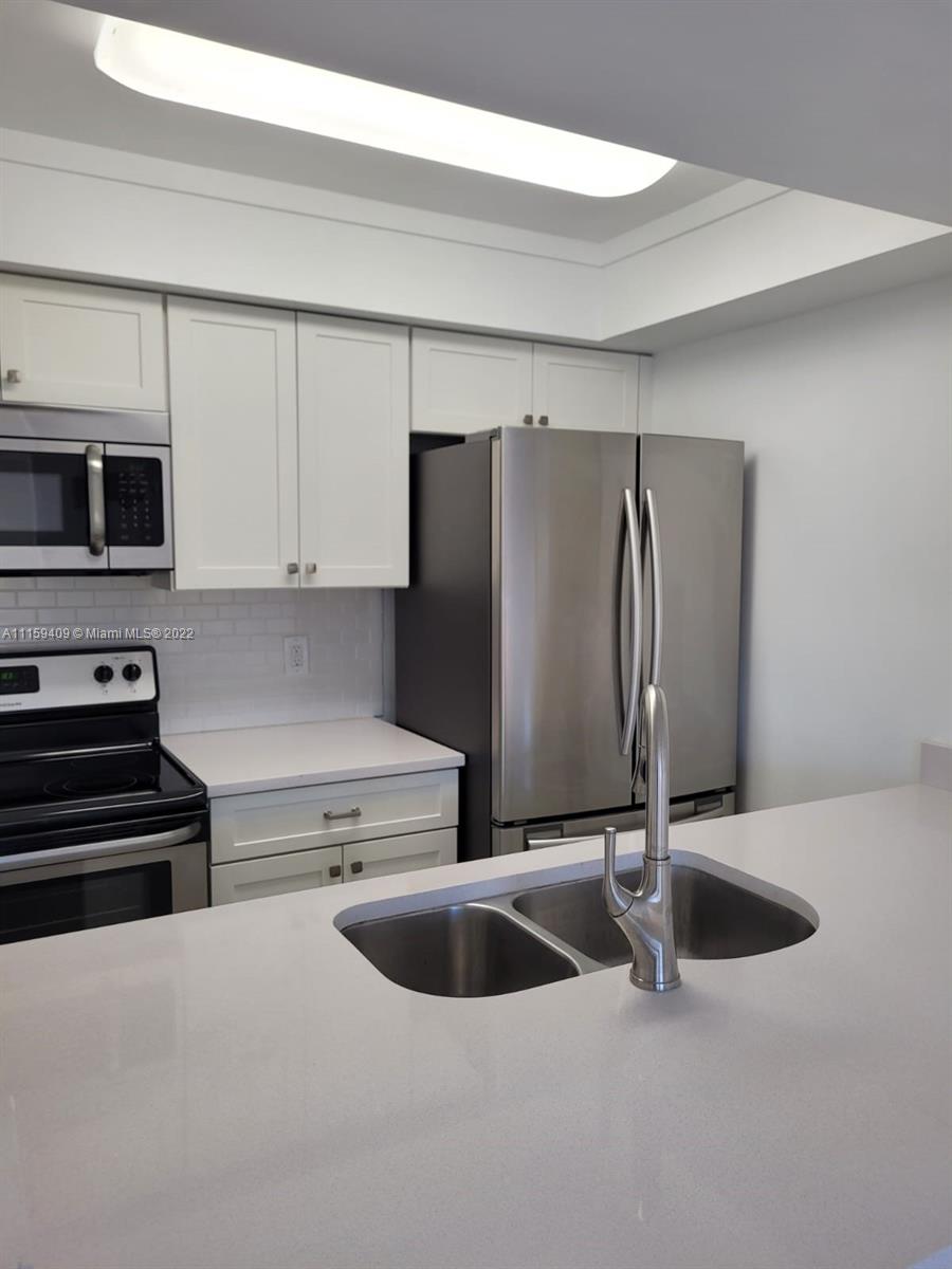 TARA GARDENS 1 CONDO - Residential Lease