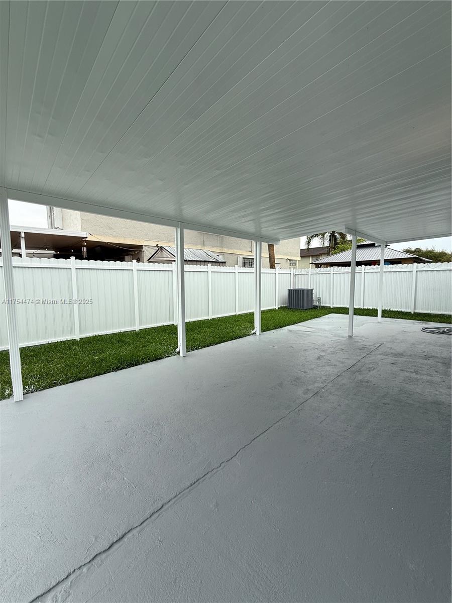 MANGO HILL REPLAT - Residential