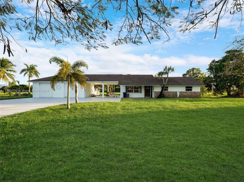 20000 SW 216th St Miami FL 33170