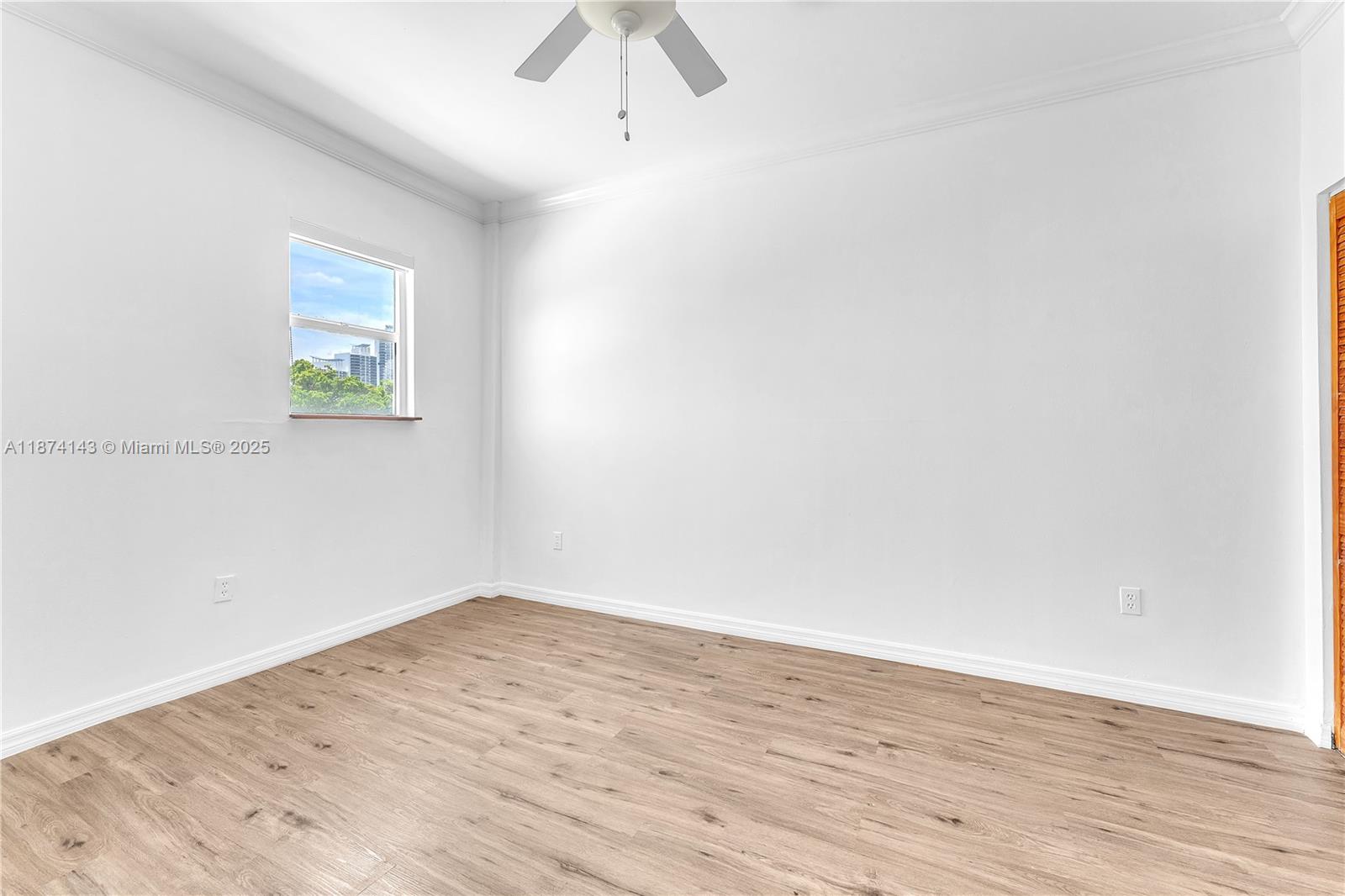 THE SHERIDAN CONDO - Residential