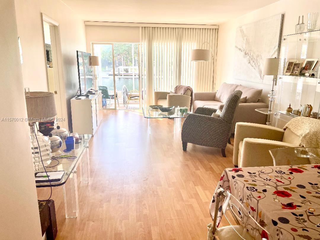 ISLE OF PARADISE CO-OP E - Residential Lease