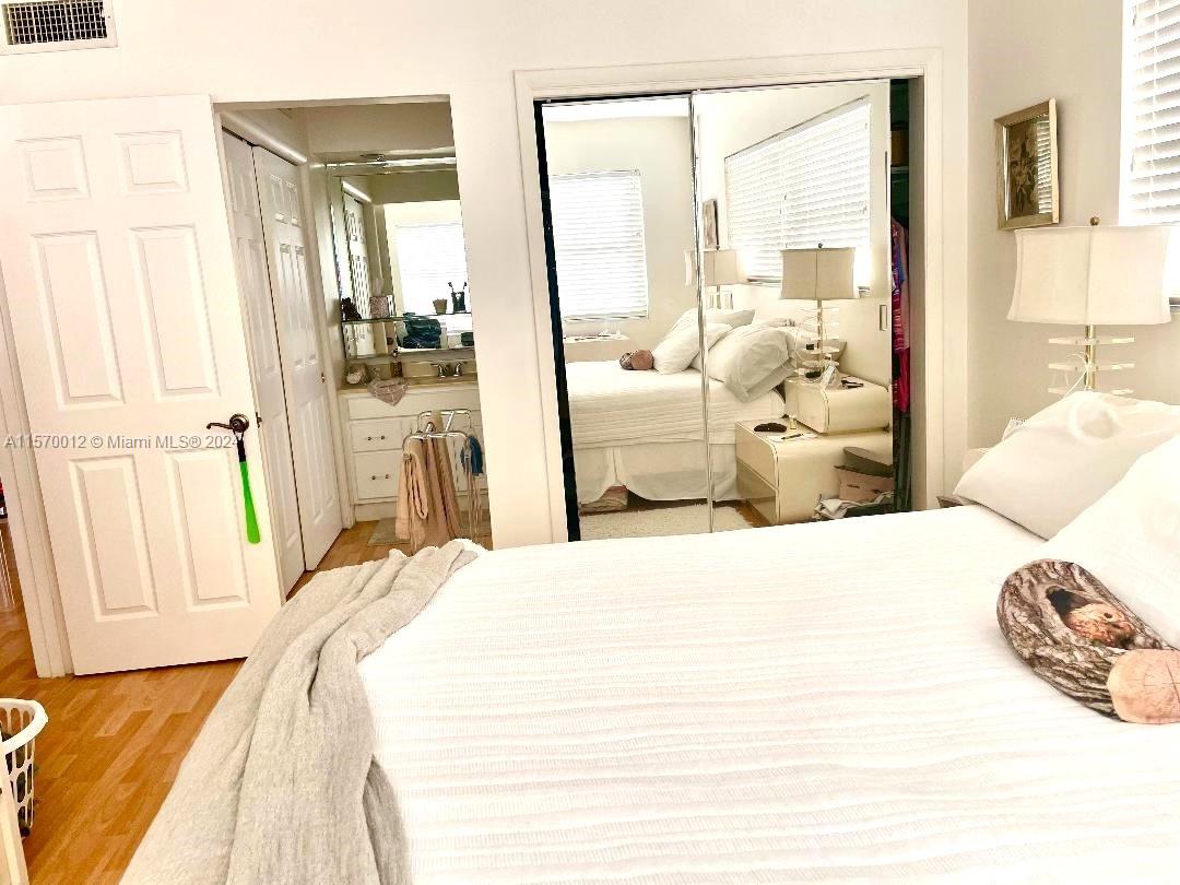 ISLE OF PARADISE CO-OP E - Residential Lease