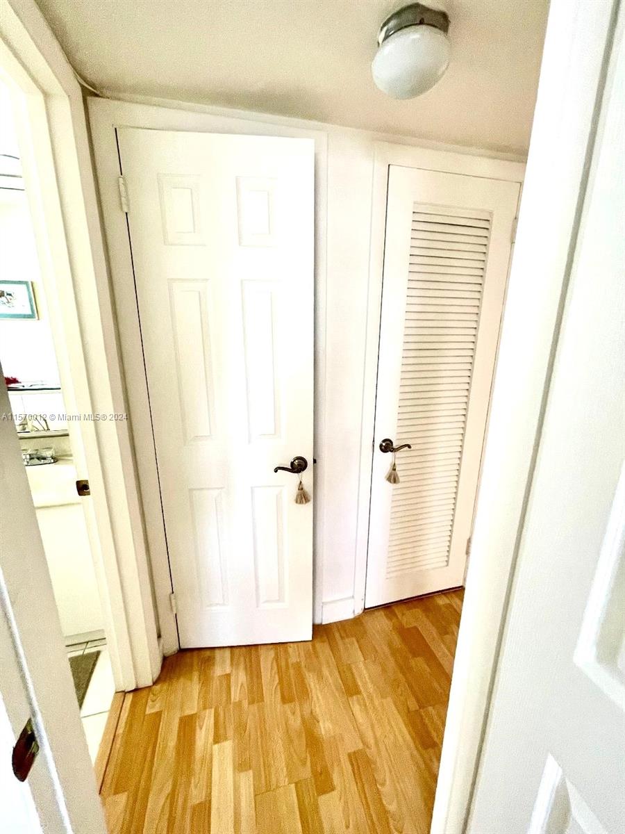 ISLE OF PARADISE CO-OP E - Residential Lease