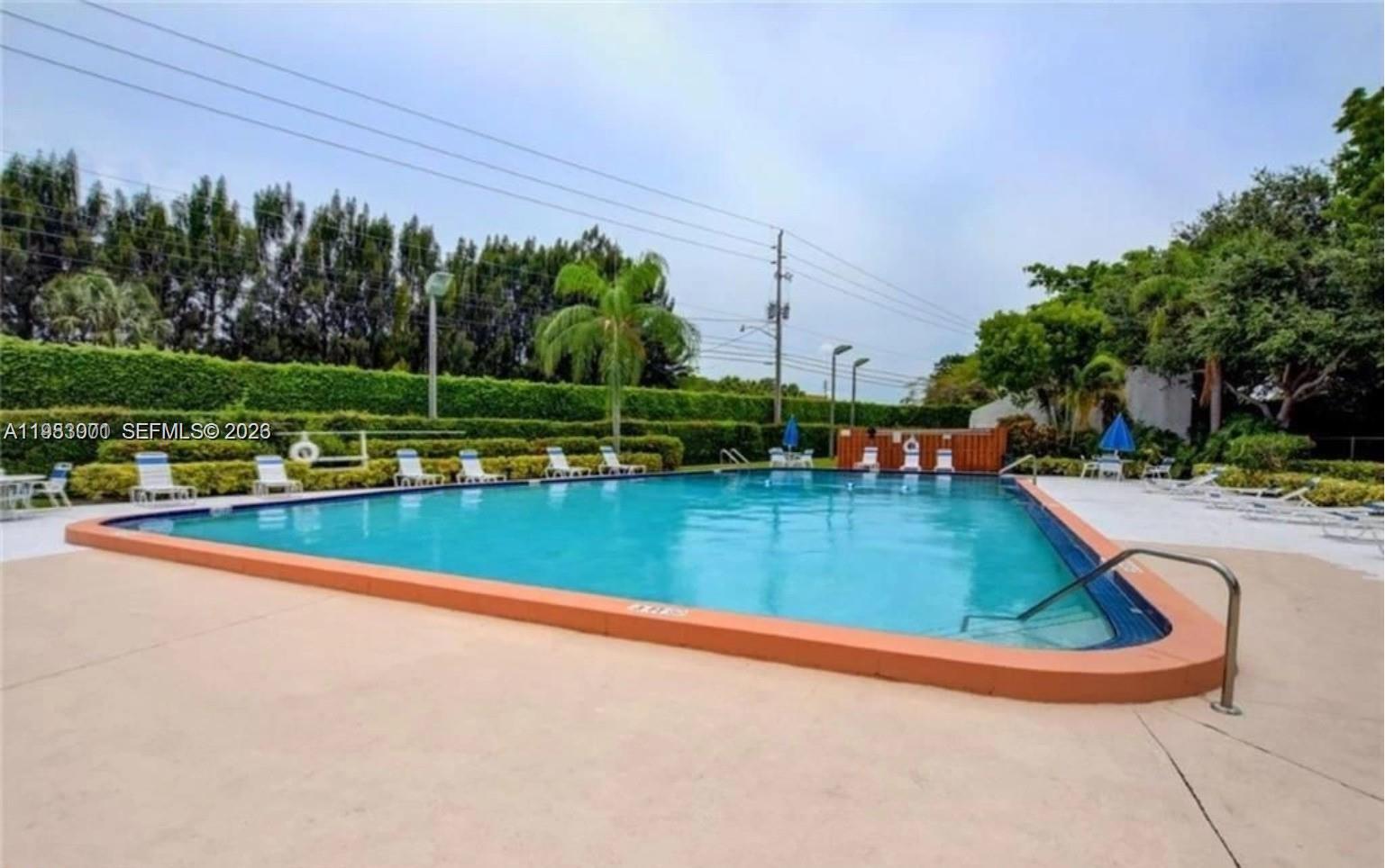 SPANISH WELLS - Residential