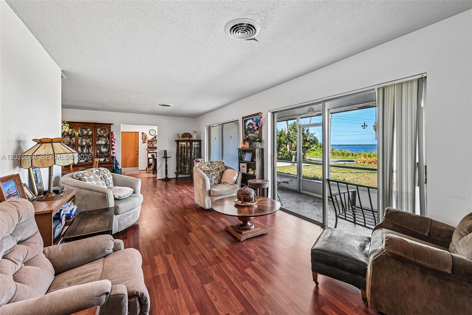 WATERFRONT BAY OCEAN RIVER - Residential