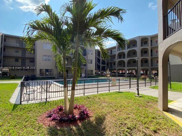 Property for Sale at 6215 W 20th Ave 414, Hialeah, Miami-Dade County, Florida - Bedrooms: 2 
Bathrooms: 2  - $275,000