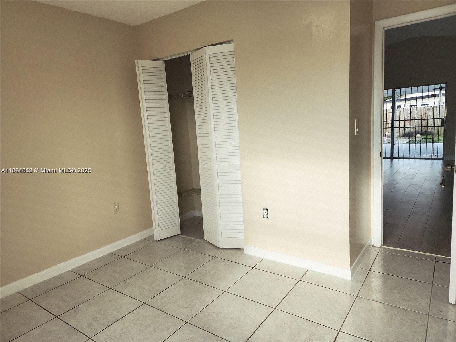 STRAWBERRY FIELD SUB - Residential Lease