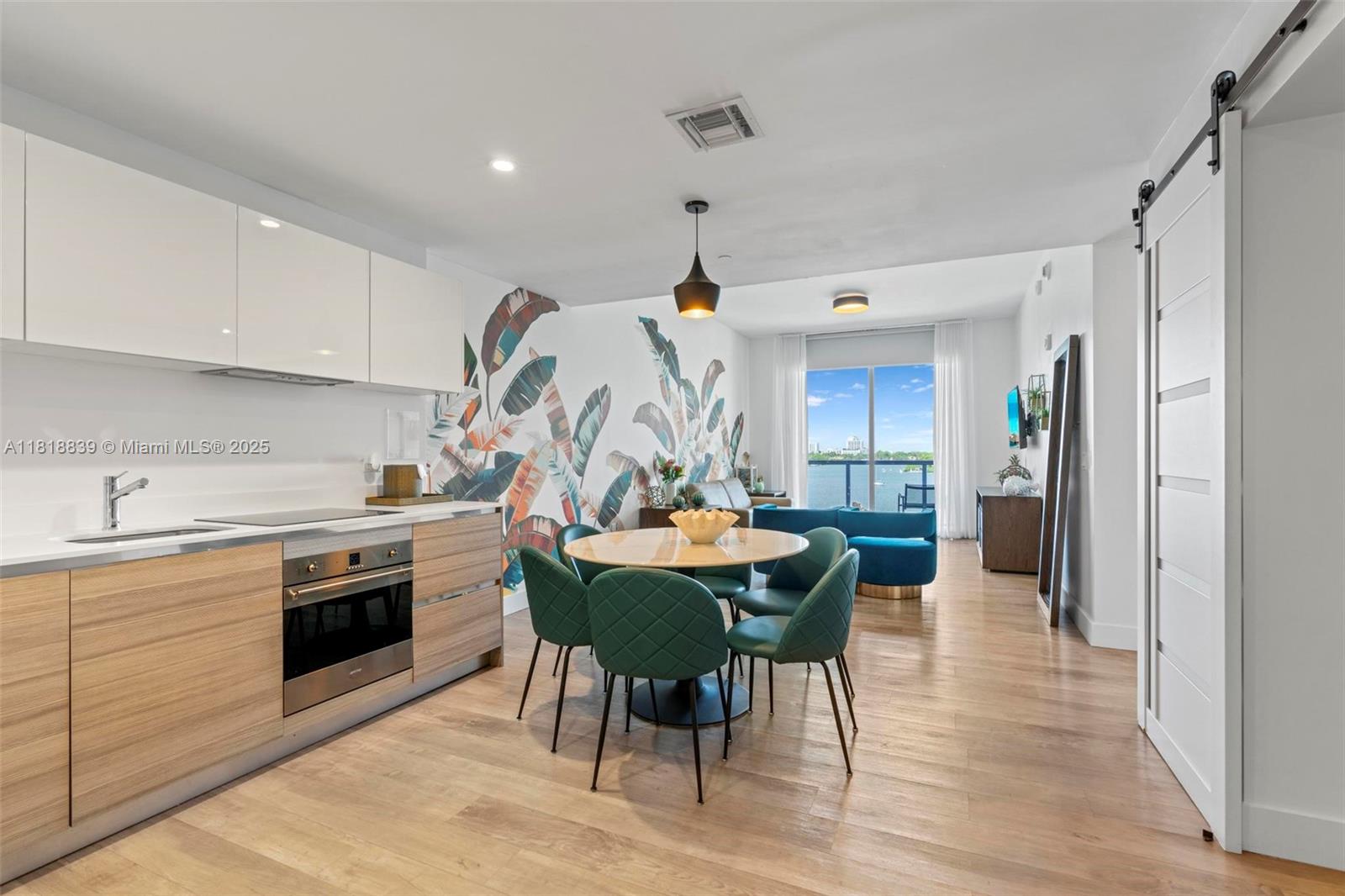 777 N Ocean Dr N529
