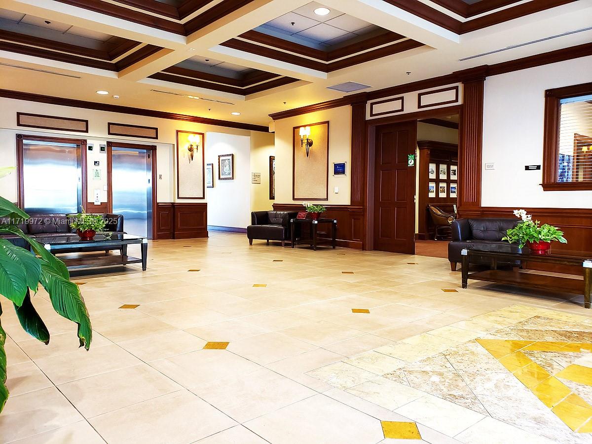DA VINCI ON DOUGLAS CONDO - Residential