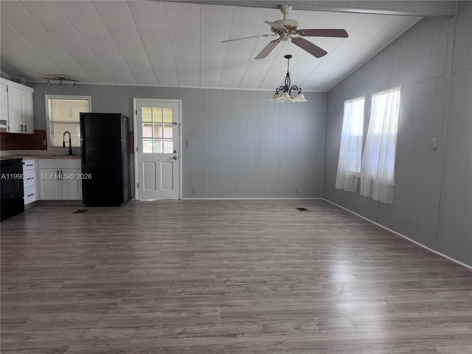 INDIAN RIVER FARMS COMPAN - Residential