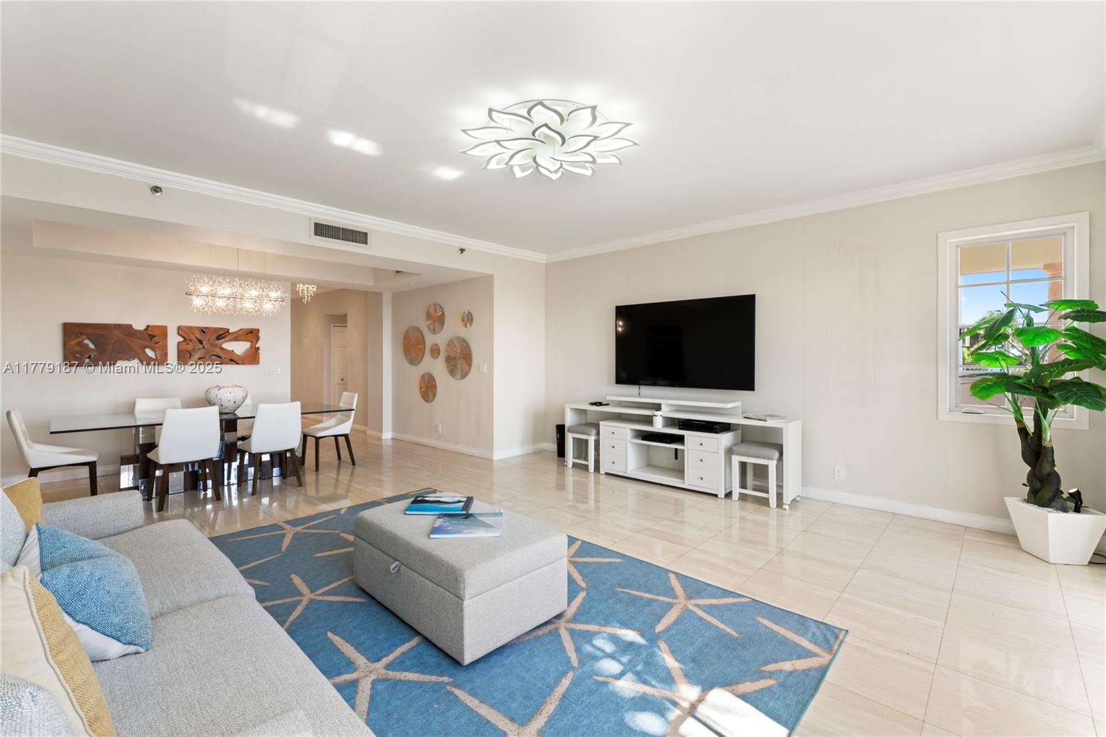 SEASIDE CONDO - Residential Lease