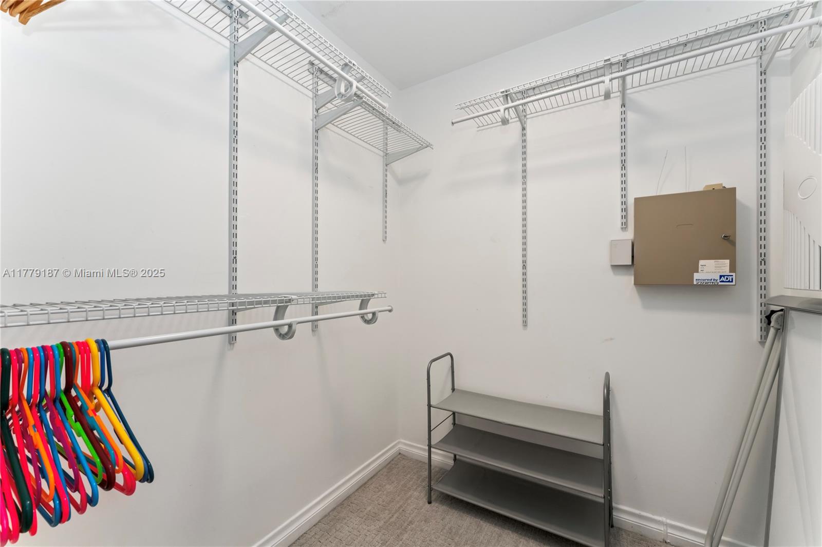 SEASIDE CONDO - Residential Lease