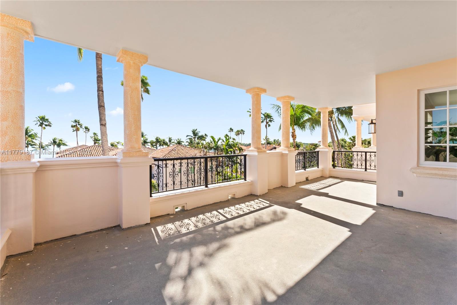 SEASIDE CONDO - Residential Lease