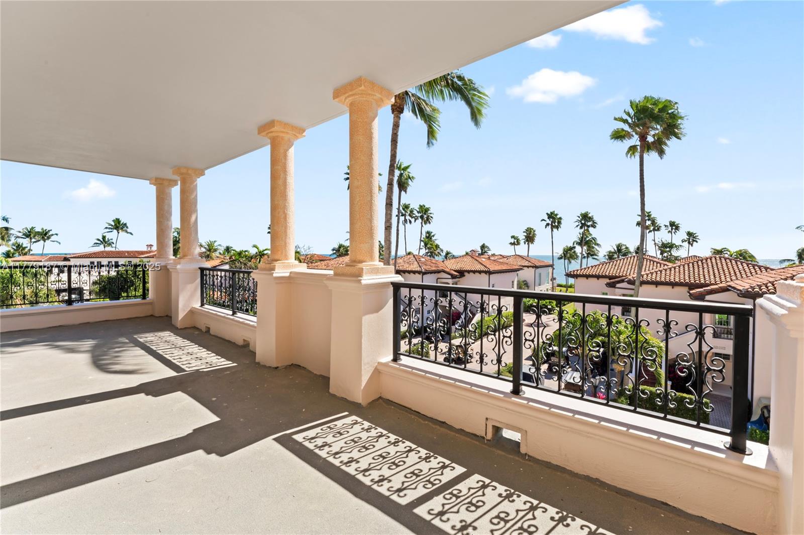 SEASIDE CONDO - Residential Lease