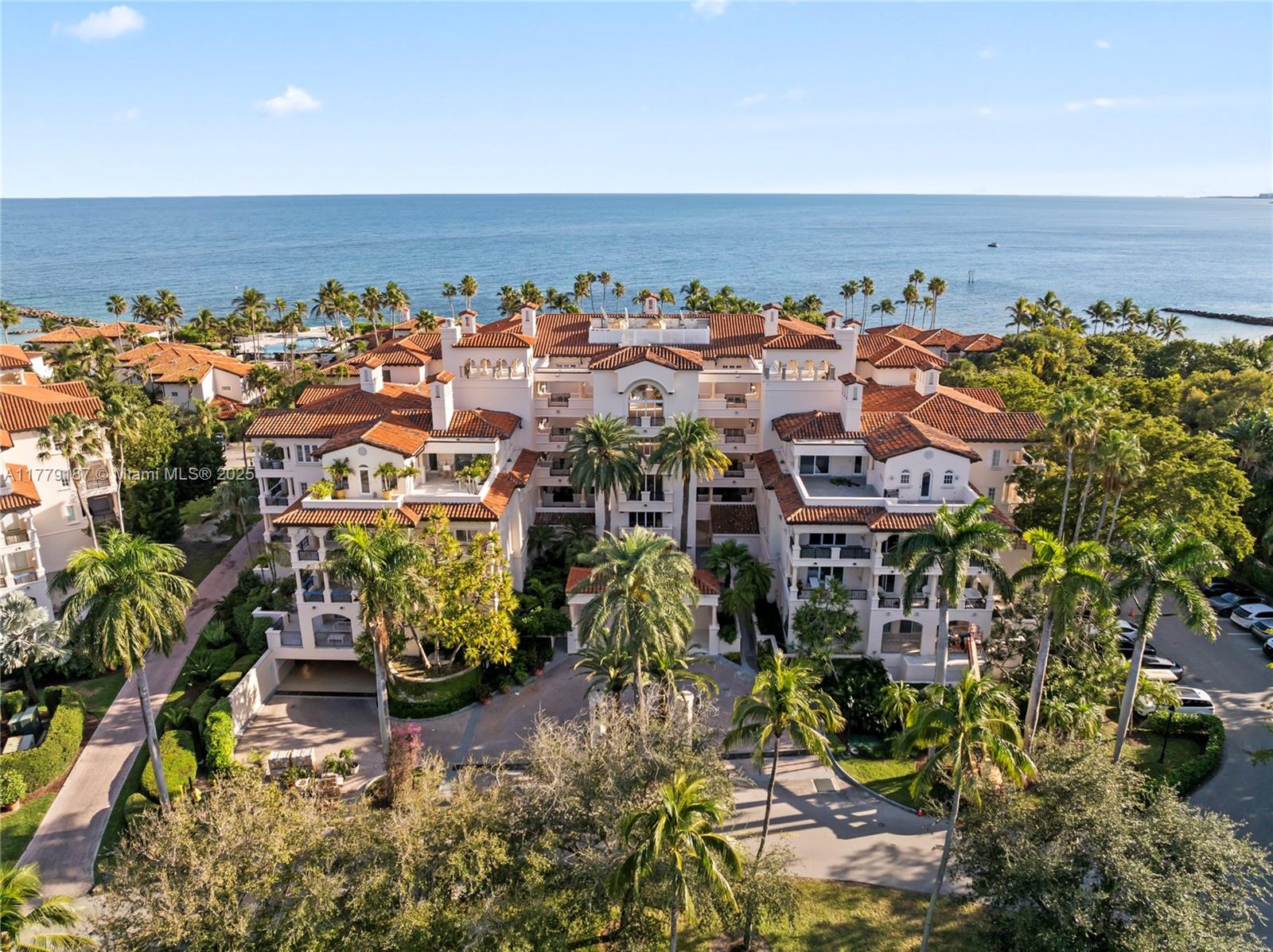 SEASIDE CONDO - Residential Lease