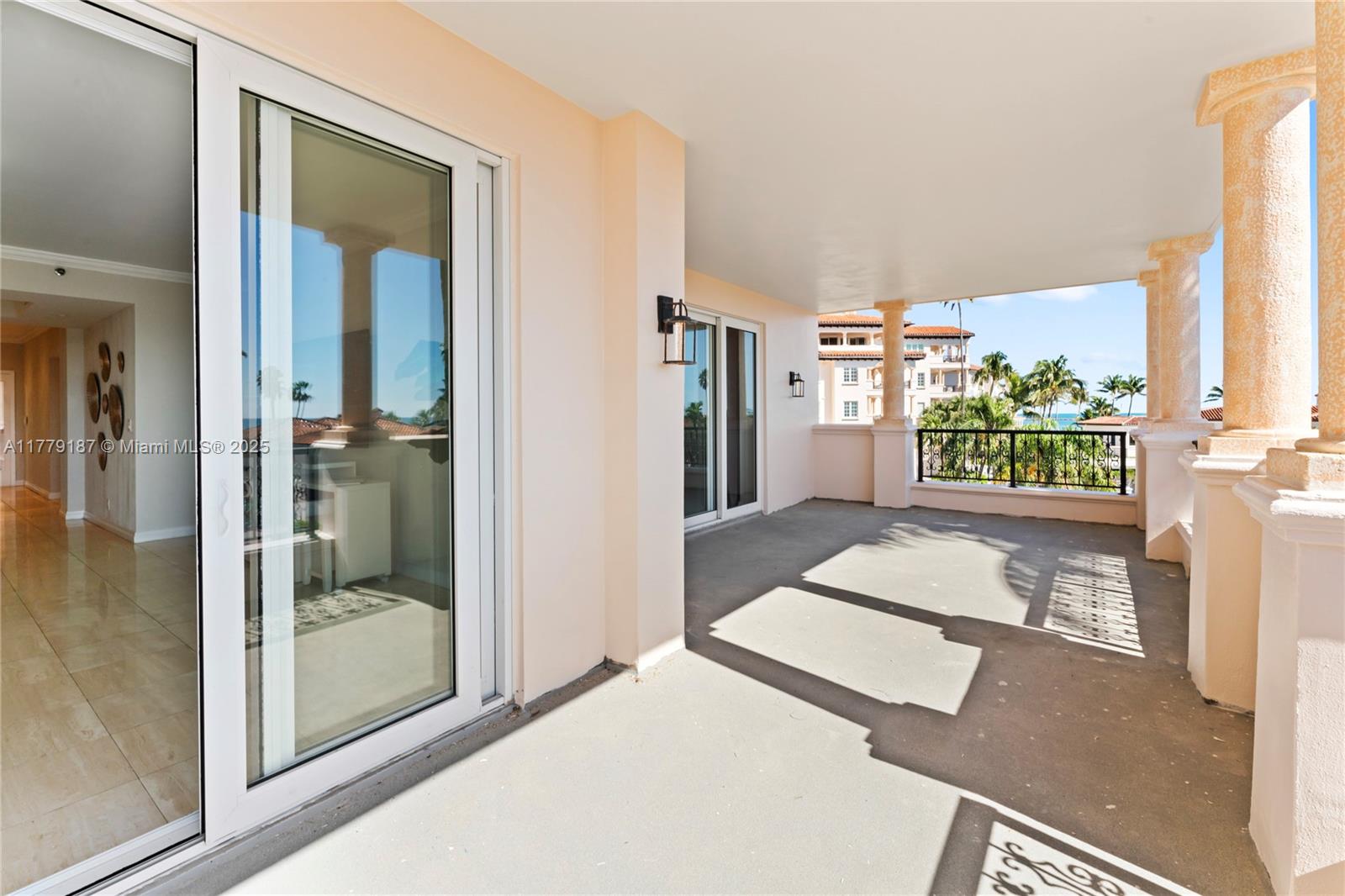 SEASIDE CONDO - Residential Lease