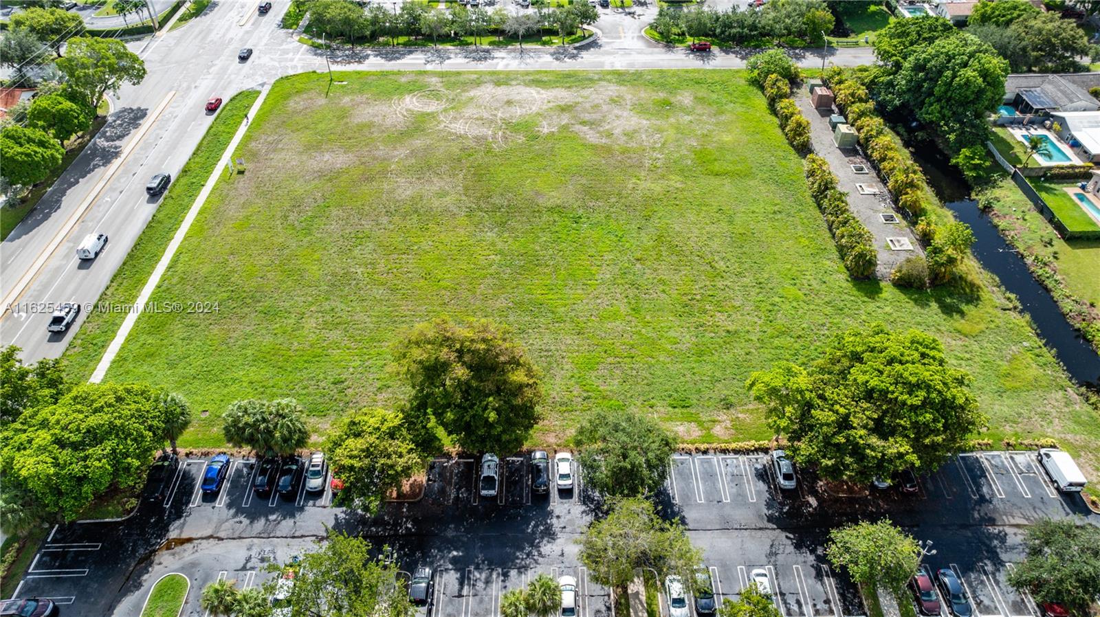 FOREST HILLS WEST - Commercial Sale