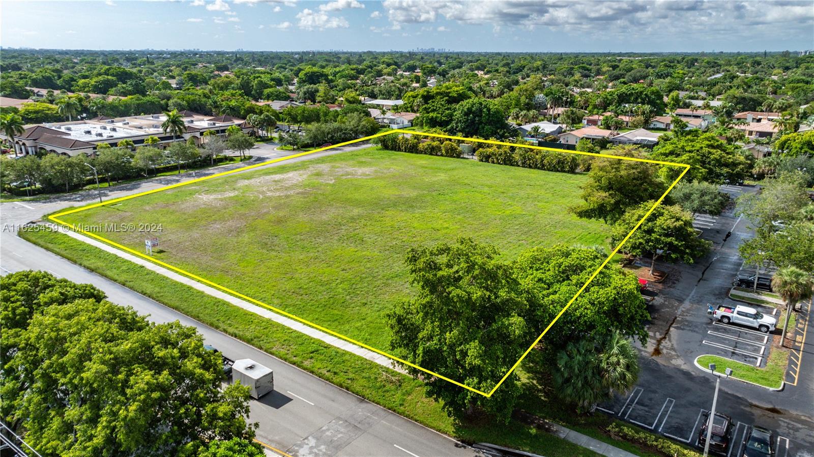 Royal Palm Dr