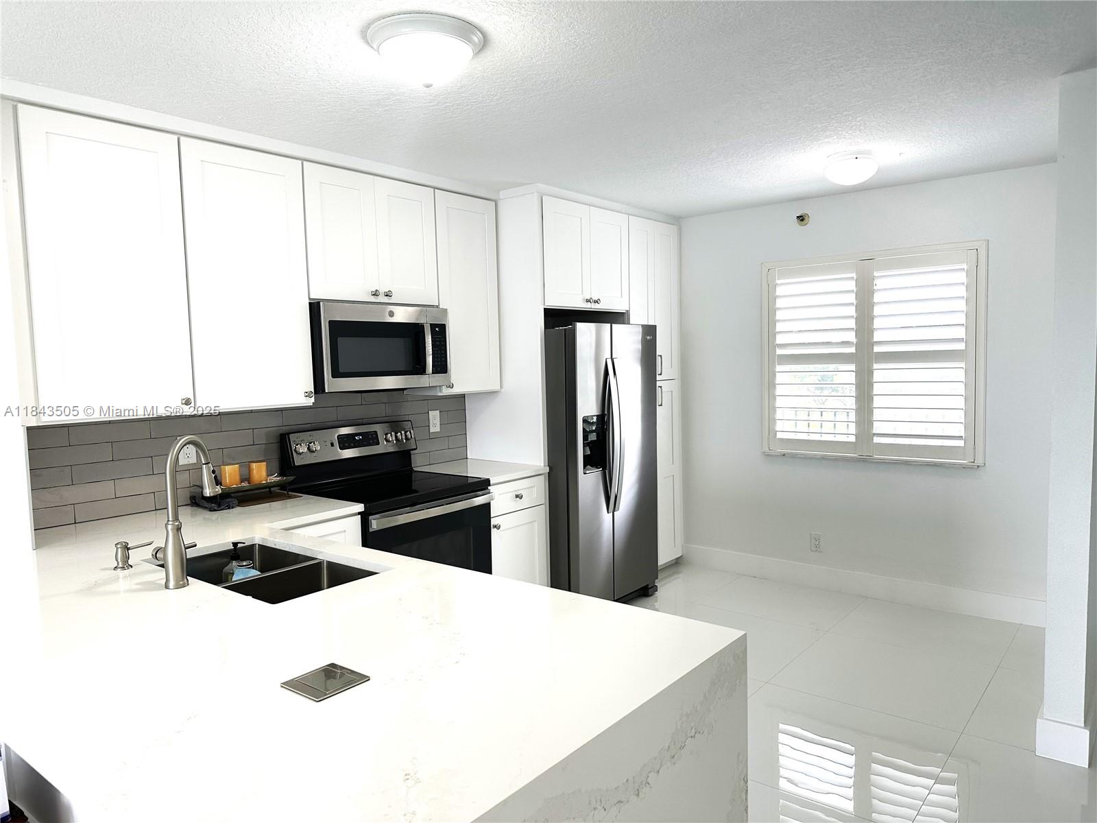 2217 Cypress Island Dr 503