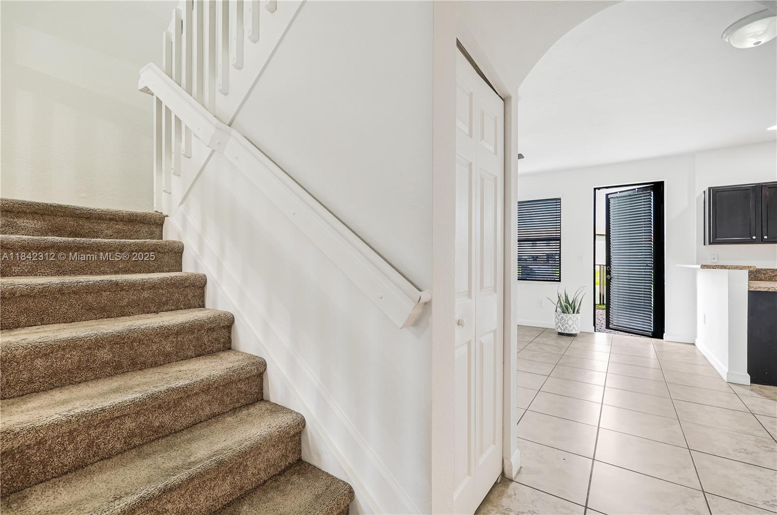 SILVER PALM WEST - Residential