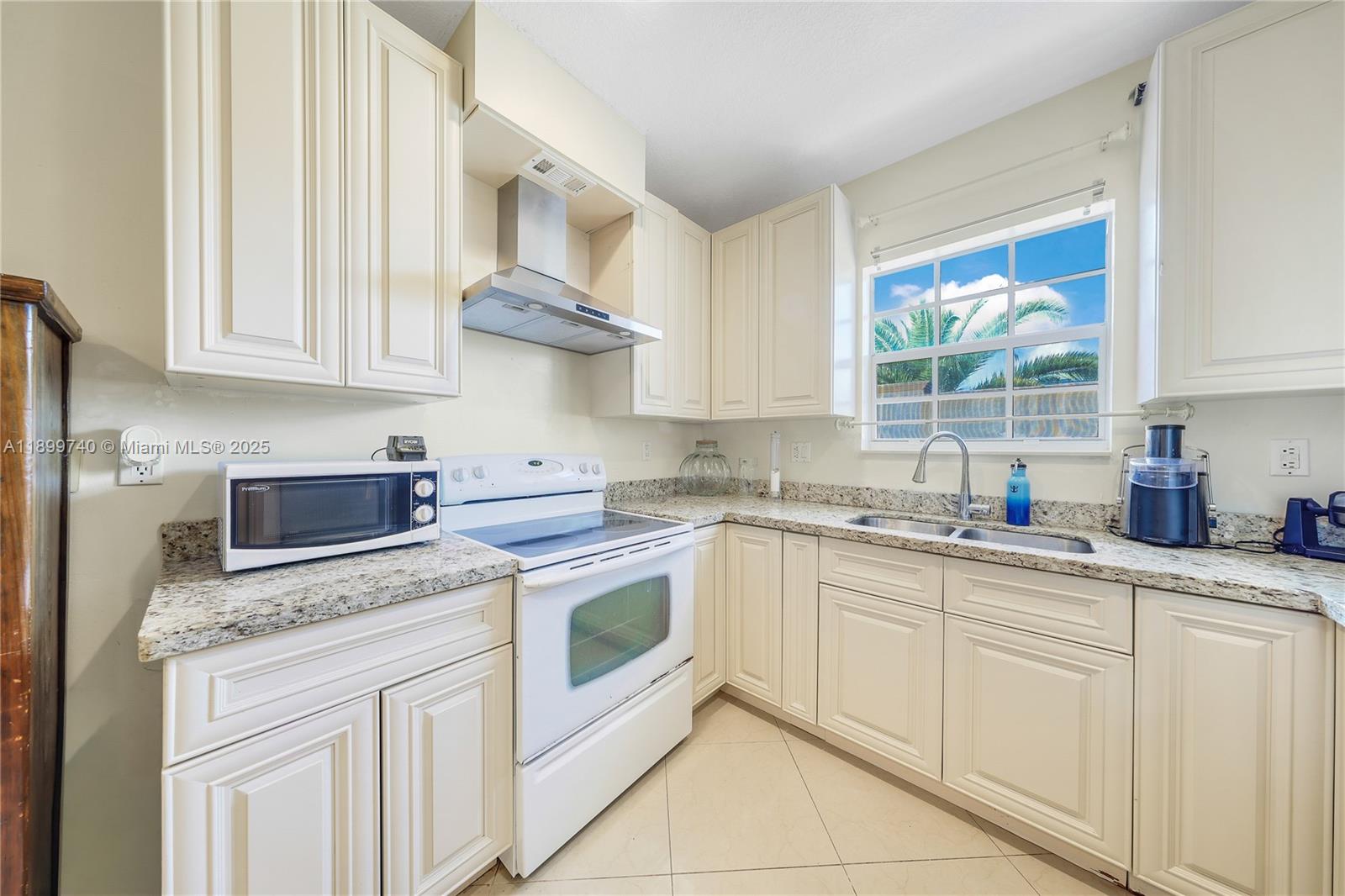 KRISTINA ESTATES - Residential