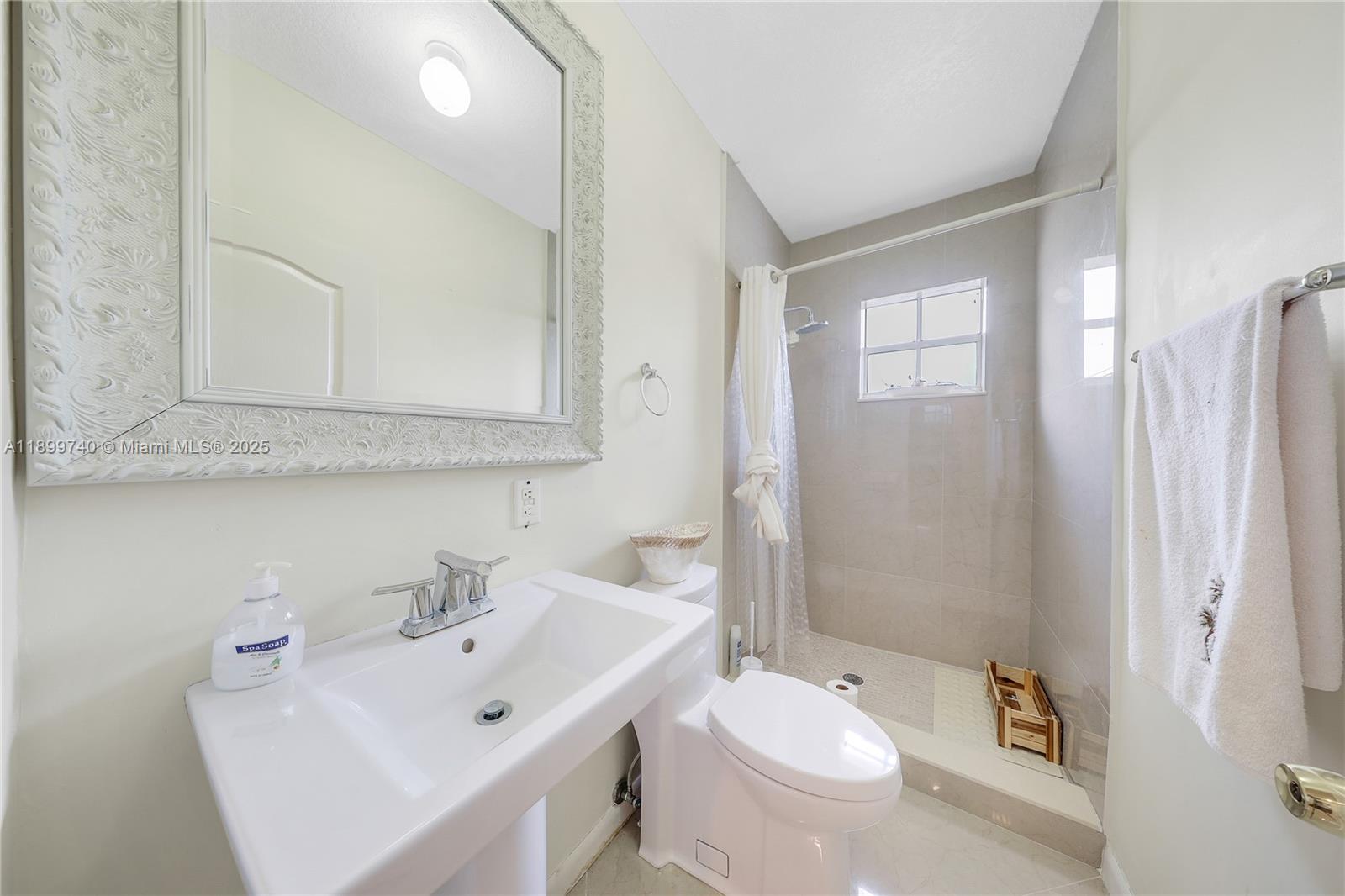 KRISTINA ESTATES - Residential