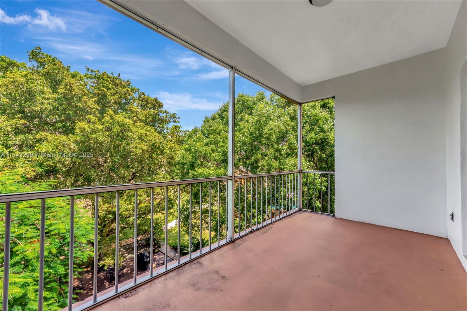 PLANTATION TERRACE CONDO - Residential