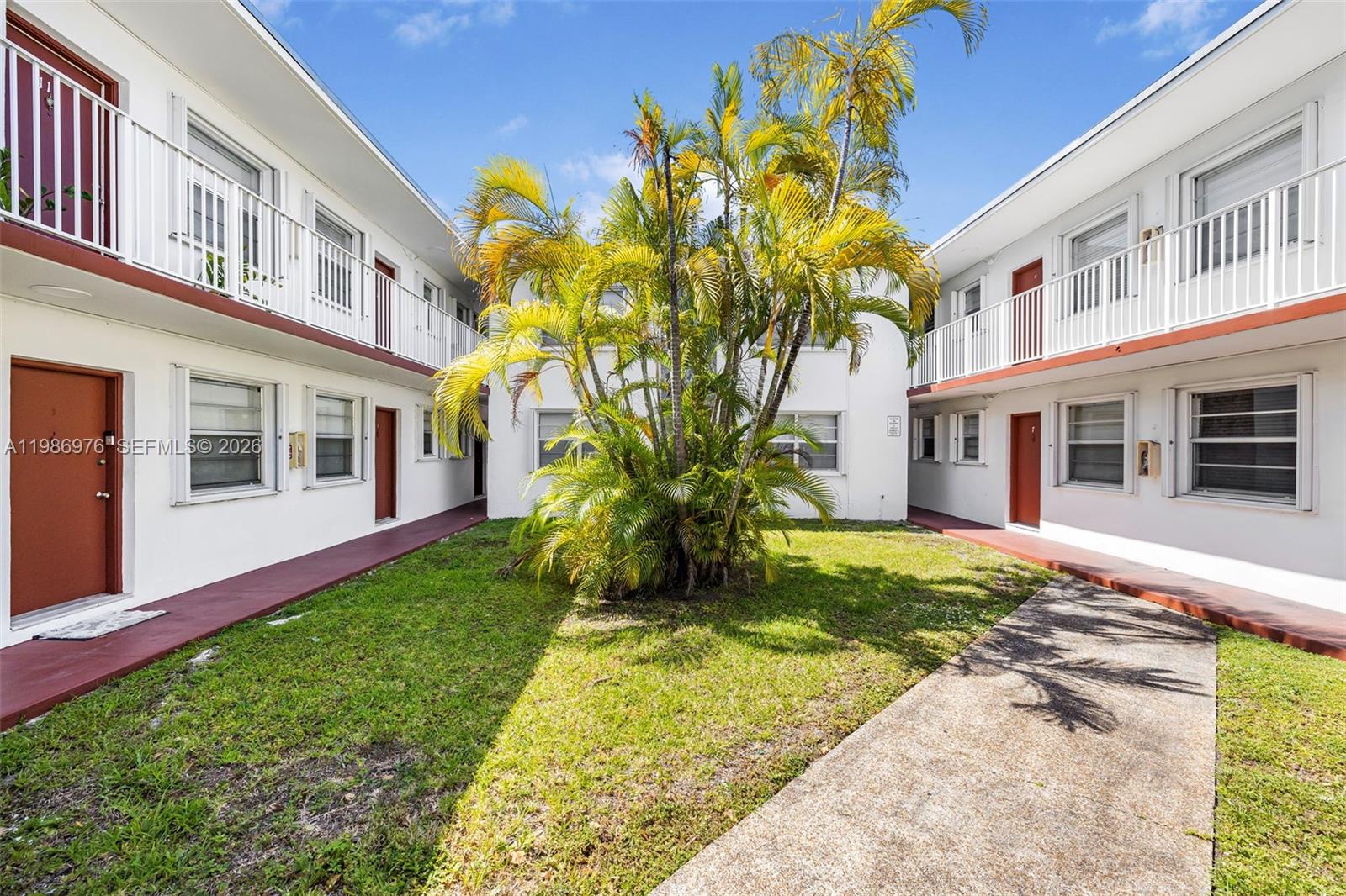 REV PL RED RD HIGHLANDS - Residential Lease