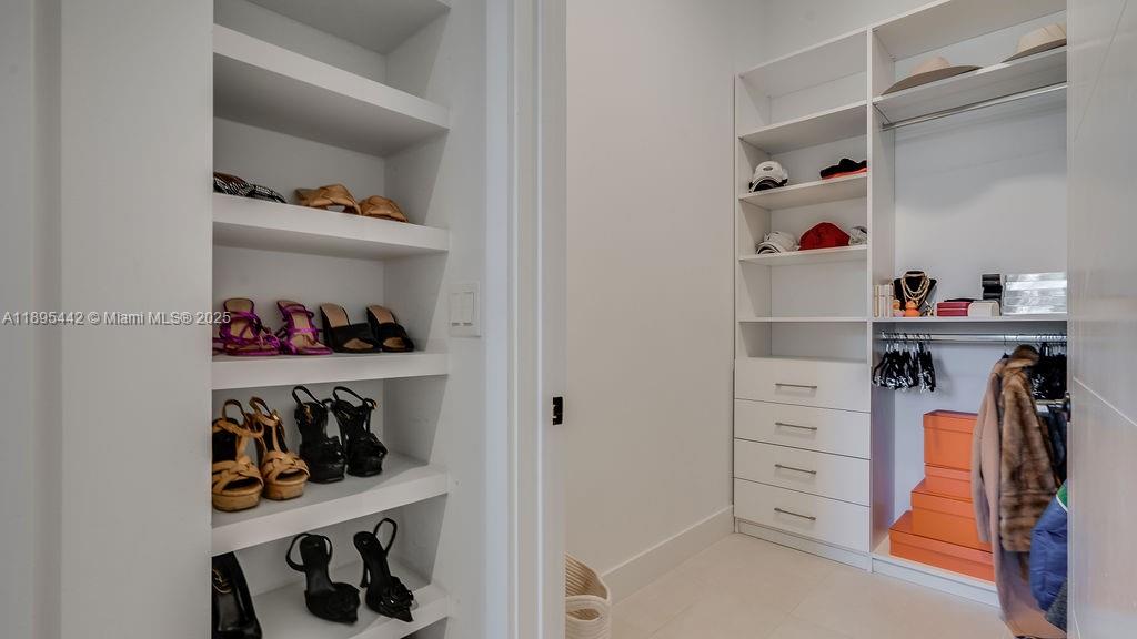 LINCOLN SUB - Residential Lease