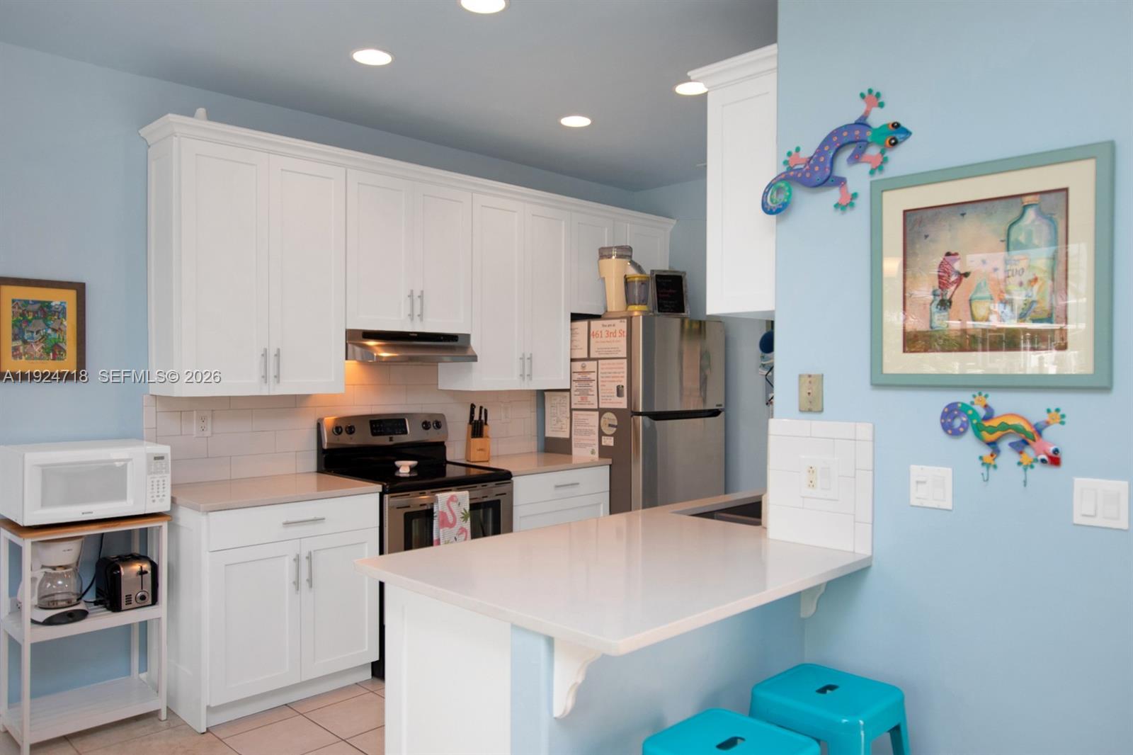 KEY COLONY BEACH - Residential Income