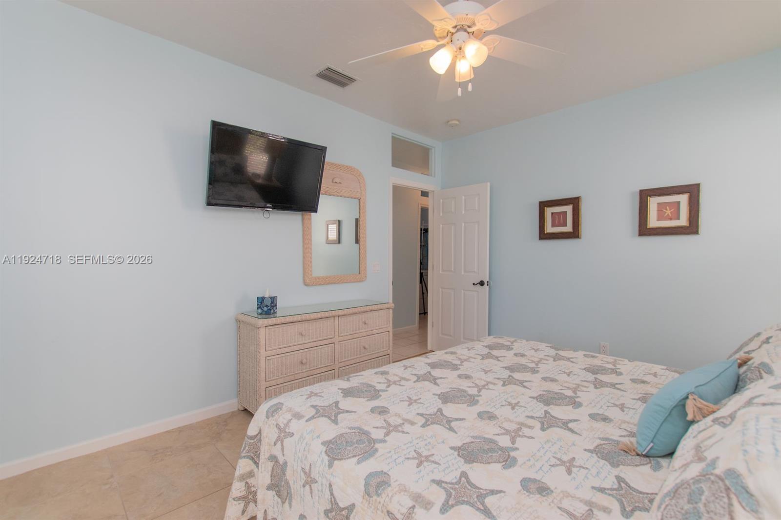 KEY COLONY BEACH - Residential Income