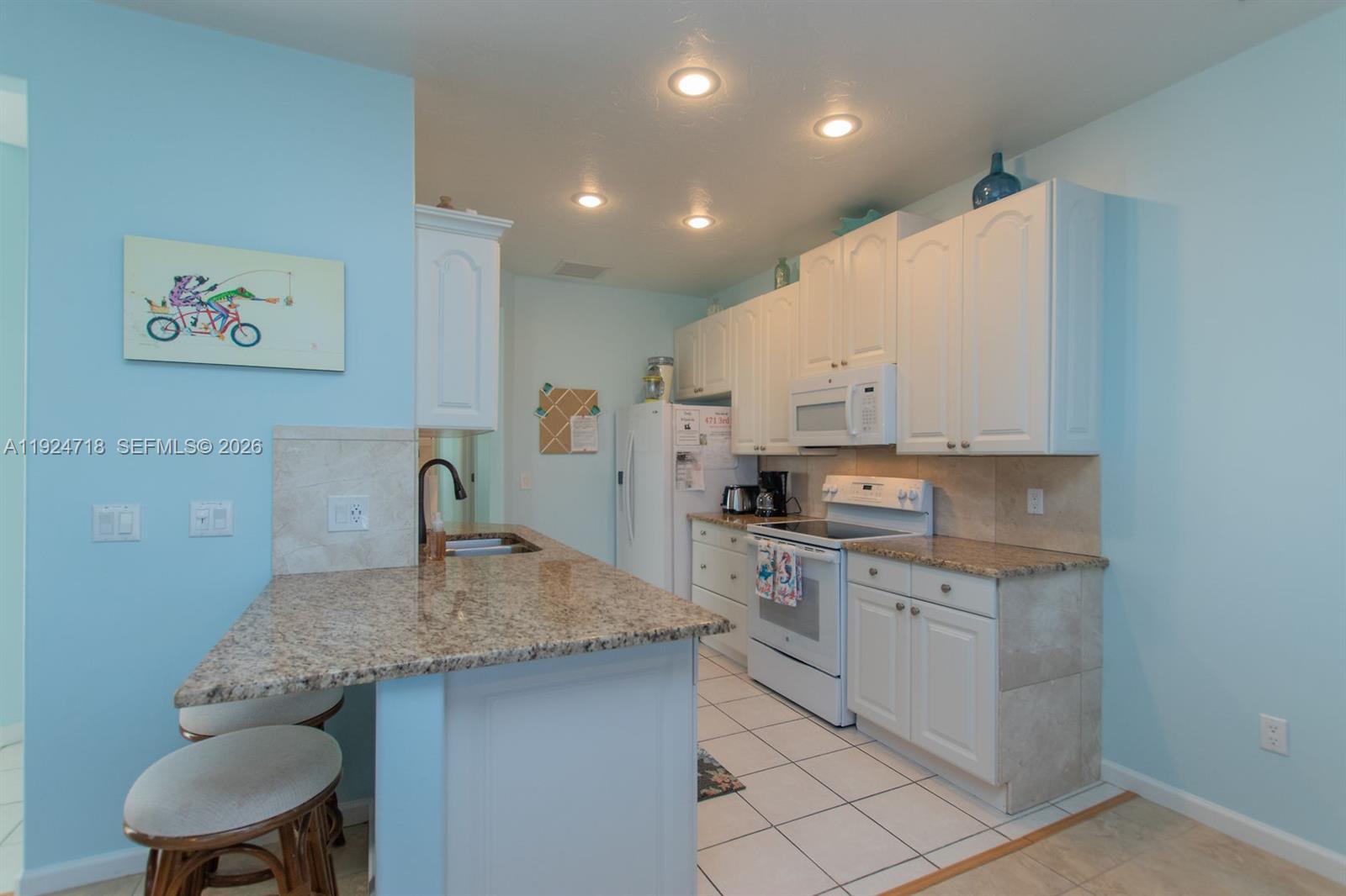 KEY COLONY BEACH - Residential Income