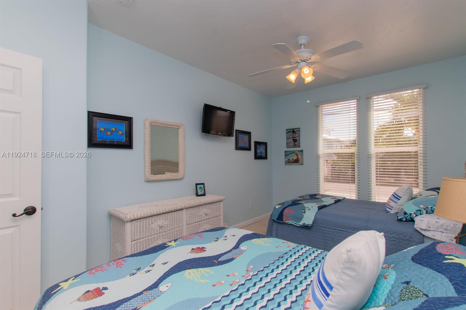 KEY COLONY BEACH - Residential Income