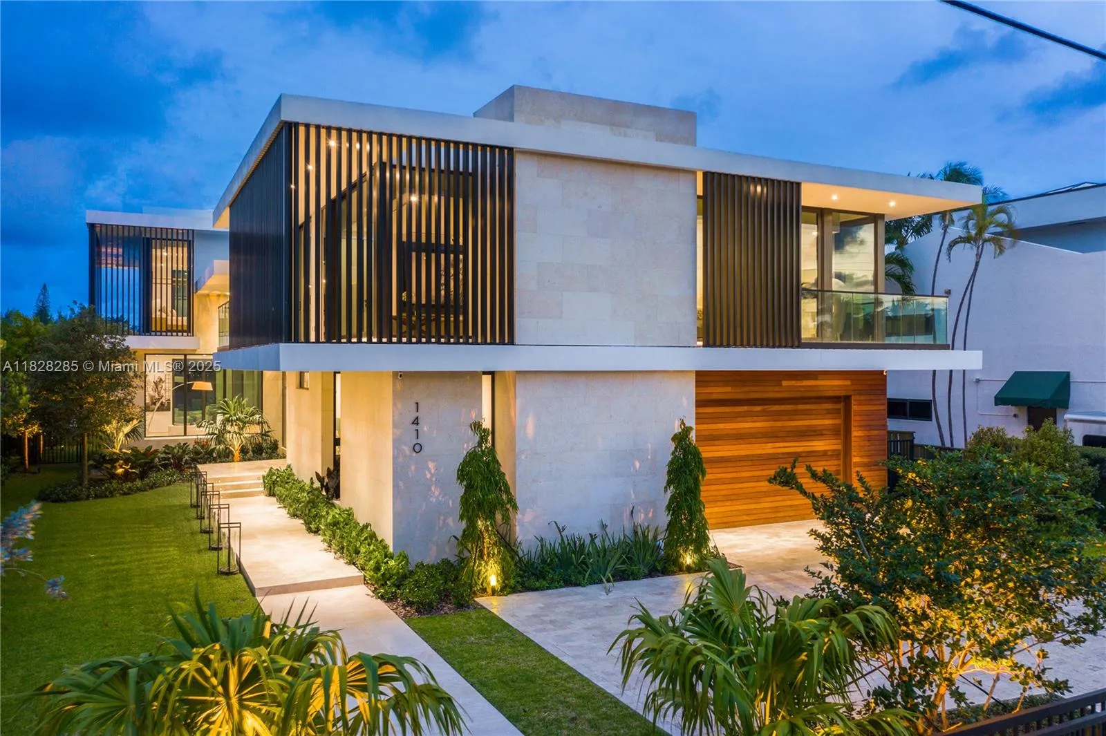 Miami Beach, Florida 33141, United States, 6 Bedrooms Bedrooms, ,7 BathroomsBathrooms,Residential,Active,161157