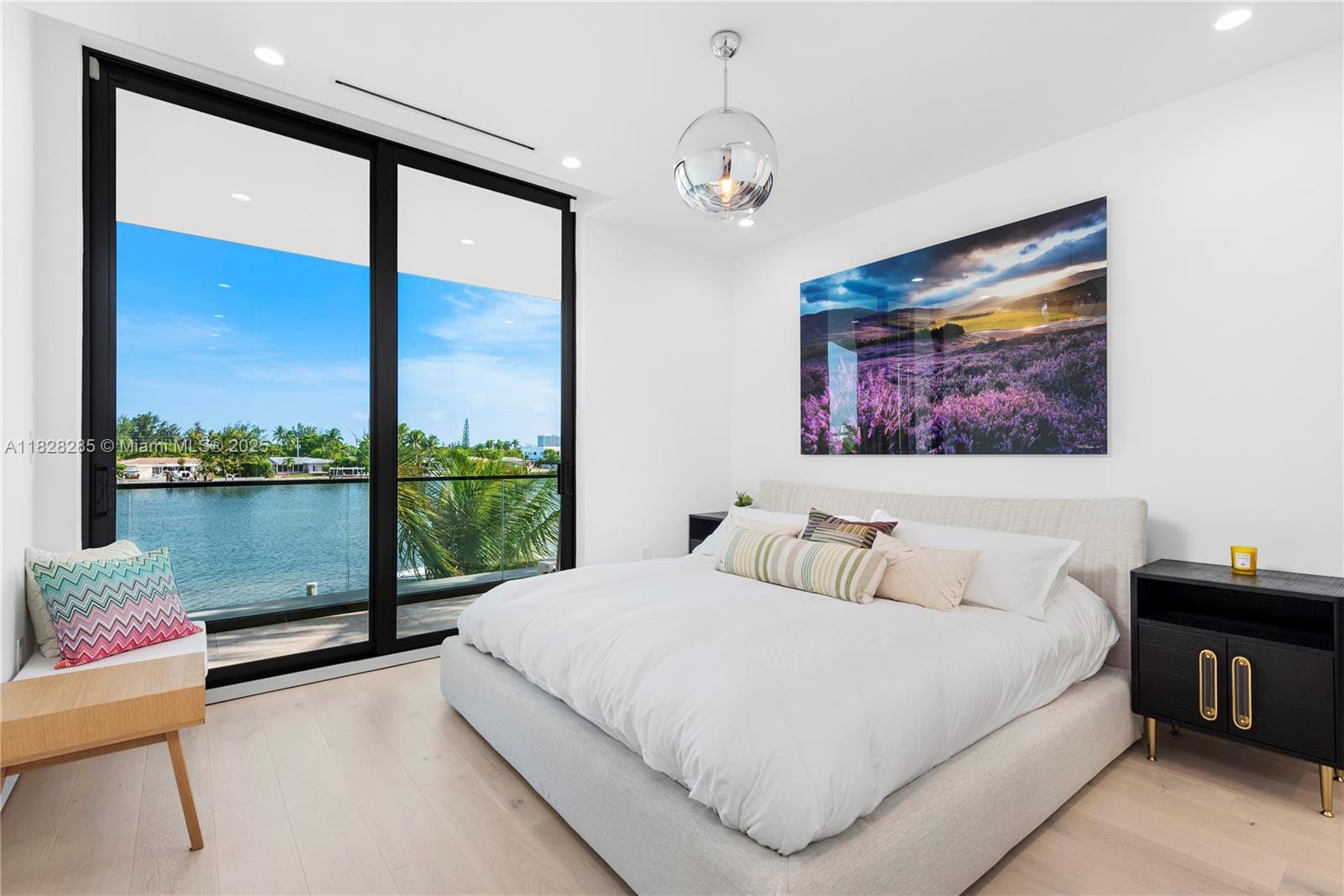 BISCAYNE POINT - Residential