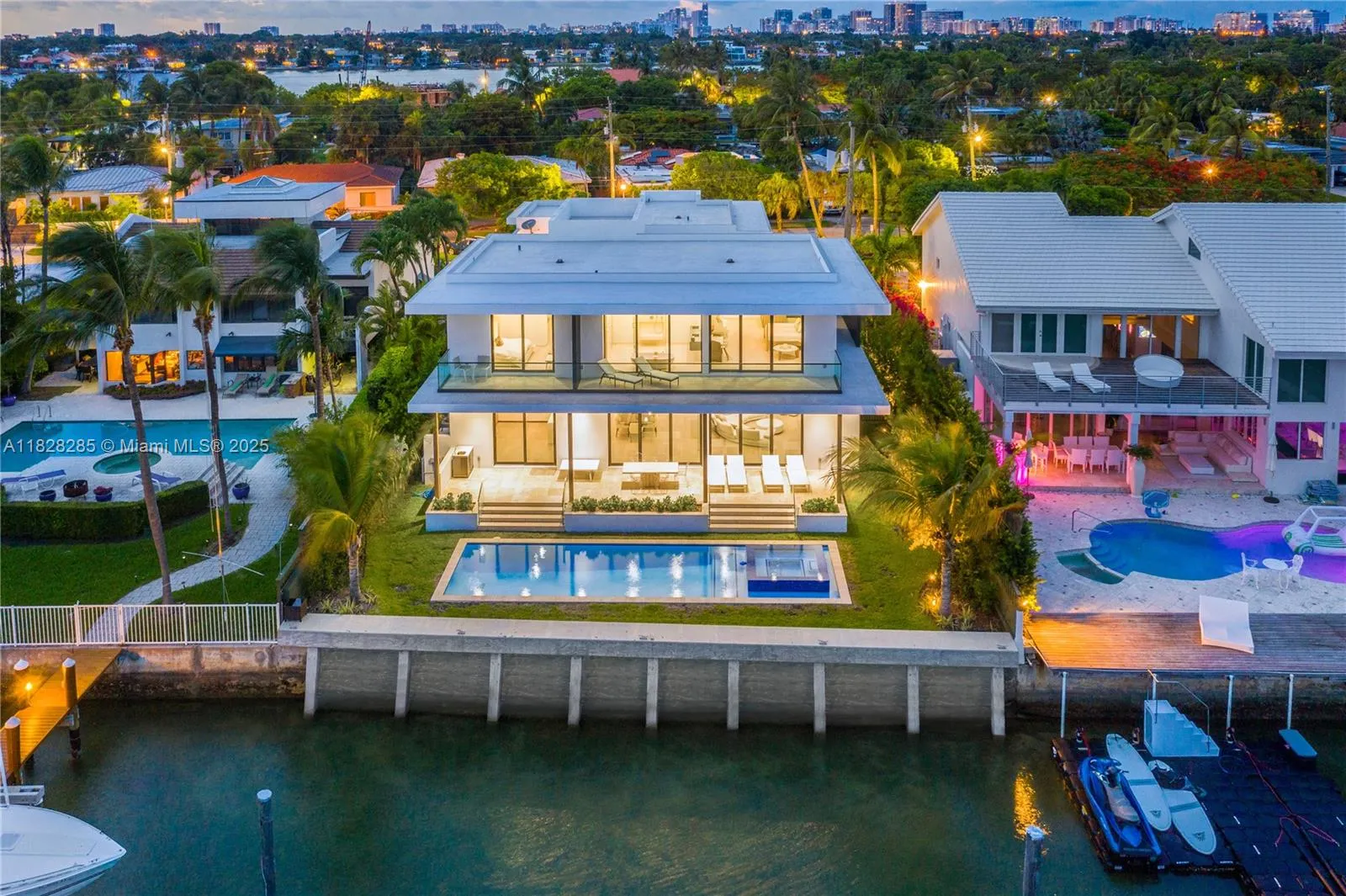 Miami Beach, Florida 33141, United States, 6 Bedrooms Bedrooms, ,7 BathroomsBathrooms,Residential,Active,161157