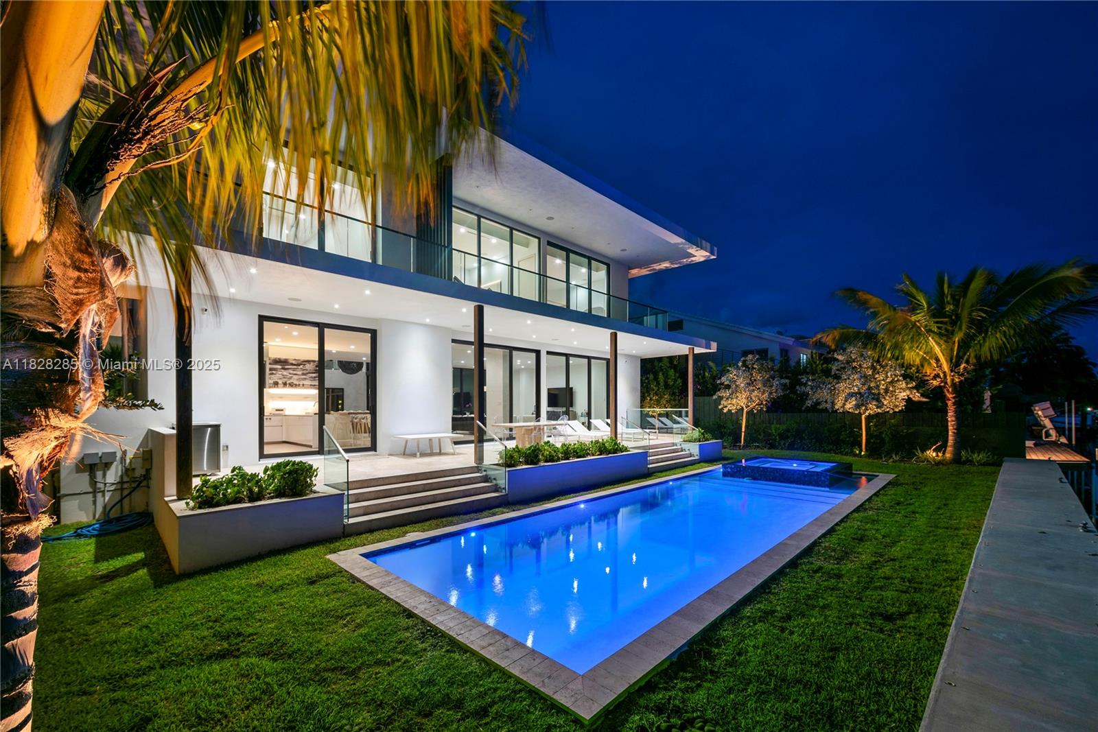 BISCAYNE POINT - Residential